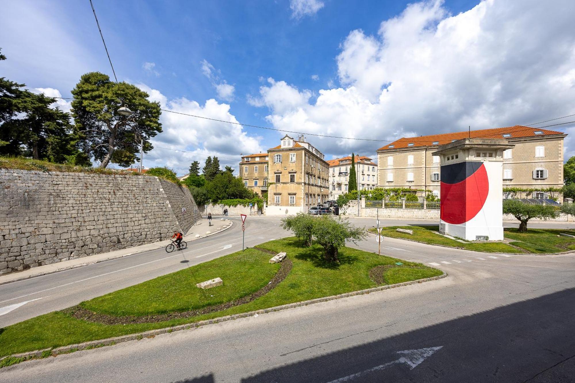 Apartman Iskra 2 Split Bagian luar foto